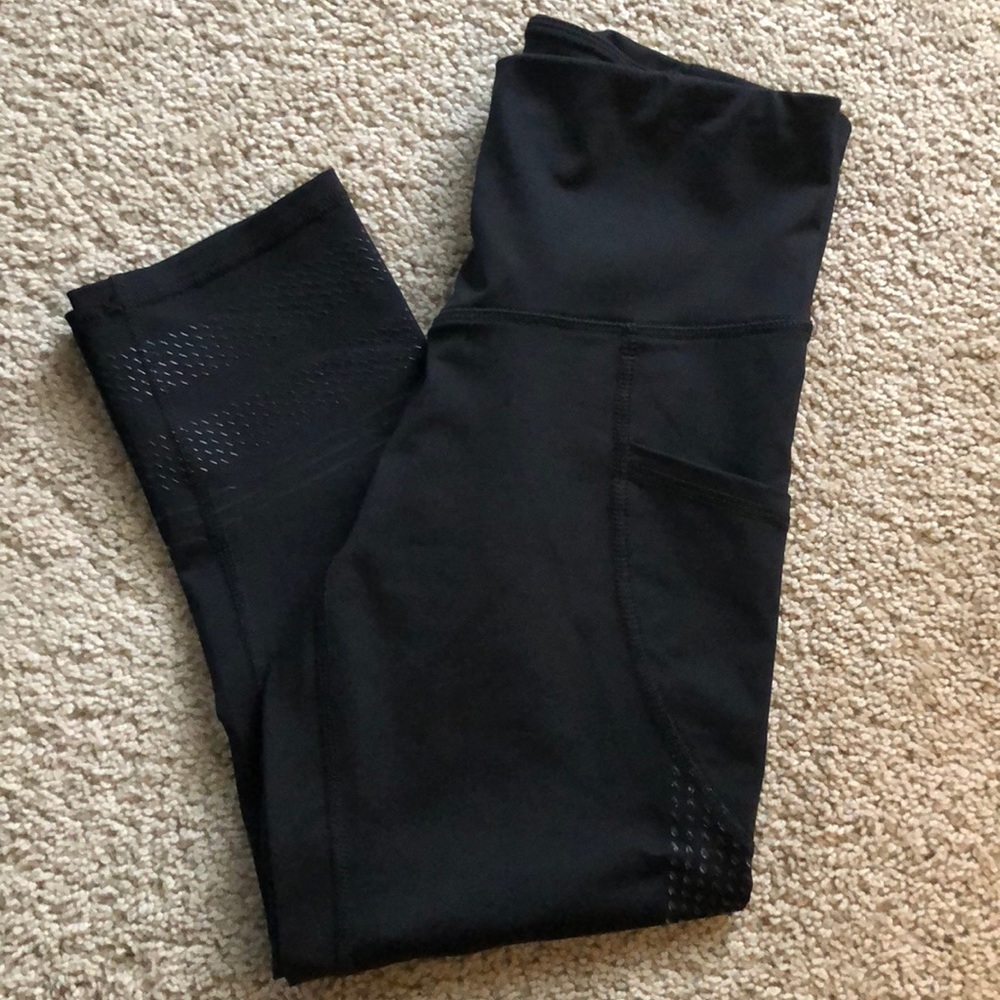 C9 crop leggings size small